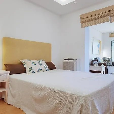 Gale Sleeps 8 Pool Air Con Wifi Villa